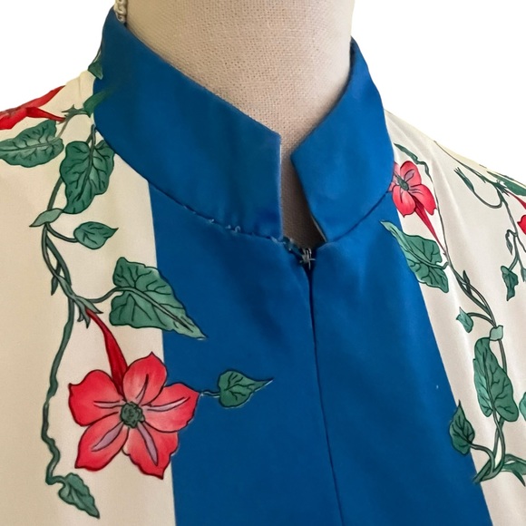 Evelyn Pearson Floral with Blue Accents Vintage Robe/Caftan M - Picture 8 of 11